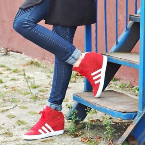 red adidas wedges